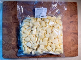 Кнуты Кавказские с говядиной (500 гр.): Сырный продукт ФЕРМЕРСКИЙ бочонок белый