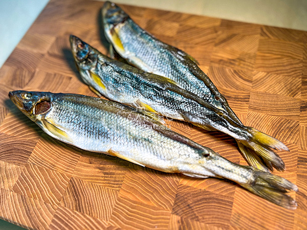 Корюшка без икры вяленая ГОСТ (крупная) в Астрахани