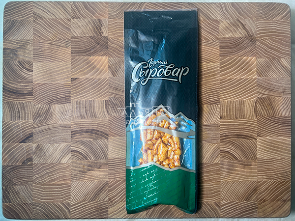 Сыр 60 гр ГОРНЫЙ СЫРОВАР (Бочонок копчёный с аджикой) в Астрахани