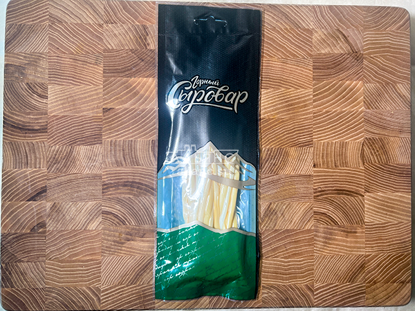 Сыр 60 гр ГОРНЫЙ СЫРОВАР (Нити копчёные) в Астрахани